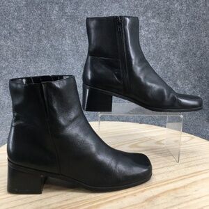 Madeline Stuart Women's Boots Size 10 M Ankle Bootie Black Pull On with Side Zip